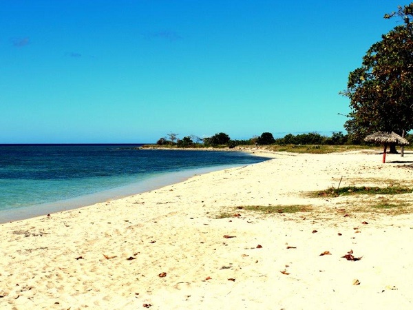 Cuba, la spiaggia di Ancon sulla penisola omonima nei pressi di Trinidad