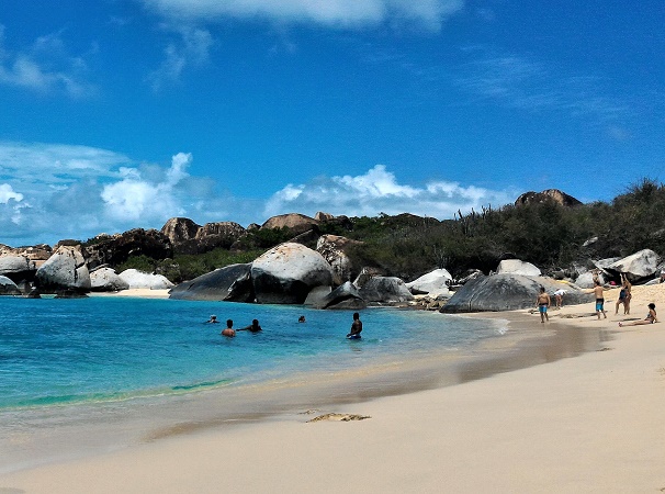 Un lido solitario ai Caraibi? La Devil’s Bay Beach sull’isola di Virgin Gorda