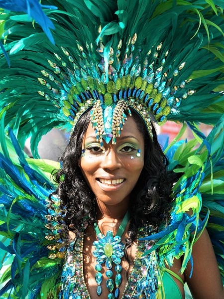 Notting Hill a fine agosto è sede di uno dei carnevali caraibici più grandi del mondo, secondo solo a quello di Rio.