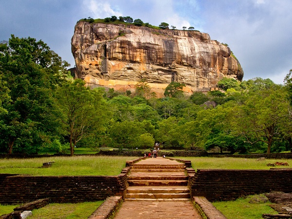 Lo Sri Lanka è una meta non troppo conosciuta né presa d’assalto dal turismo di massa.