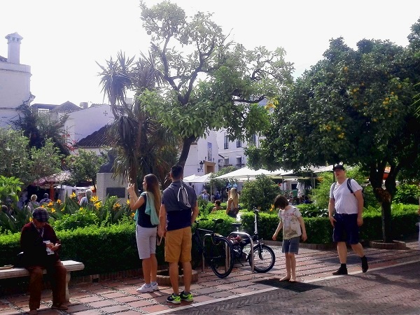 La Plaza de los Naranjos a Marbella.