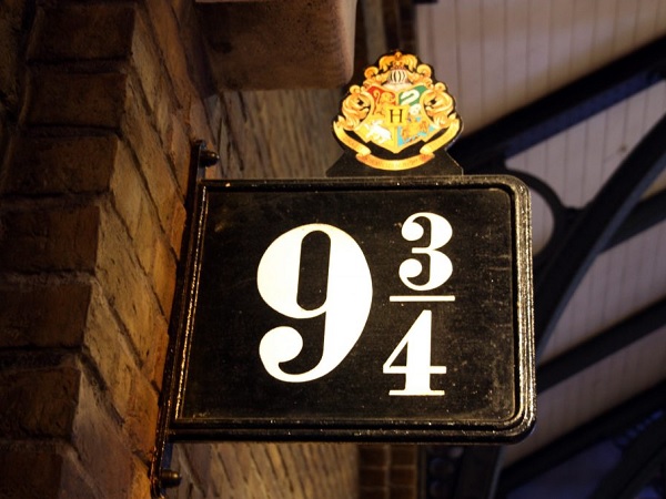 Il binario 9 e 3/4 di Harry Potter, meta imperdibile per un viaggio a Londra con bambini e ragazzi.