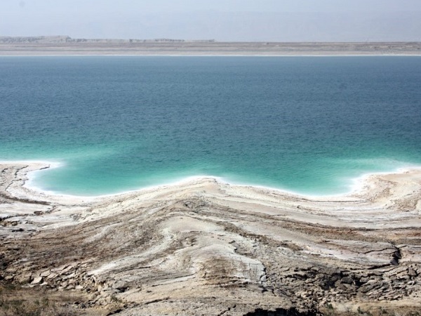 Ultima tappa il mar Morto. In 3 facciamo il bagno e ci lasciamo imbrattare con i famosi fanghi.