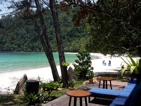 Il viaggio in Borneo si deve concludere infatti con cinque giorni di pace dei sensi all’interno di un parco marino, ospiti di un resort 5 stelle.