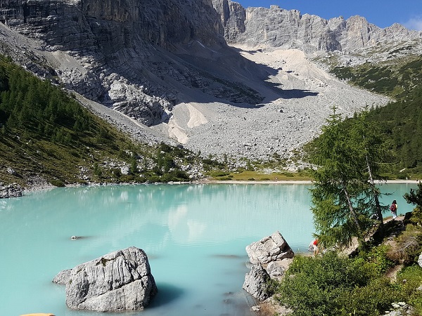 Mi manca il sentimento della vetta qui a Padova, a 12 metri sul livello del mare, ma mi rasserena pensare che almeno loro possano stare bene per un po’ senza di noi e che al prossimo incontro possano ritrovarci migliori.