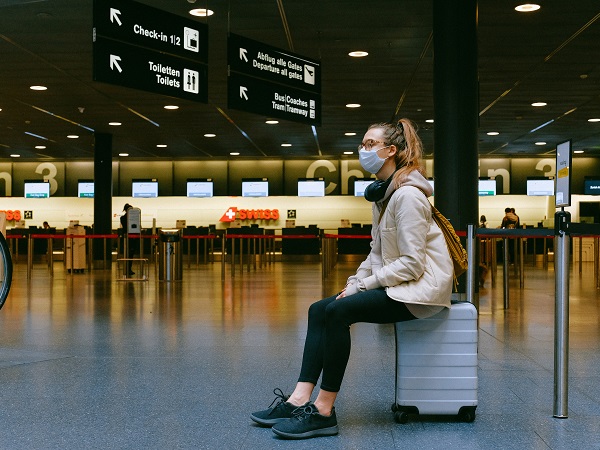 Affermare che è sicuro viaggiare in questo preciso momento, principio di autunno 2020, senza aggiungere dettagli significa essere irresponsabili e irrispettosi.