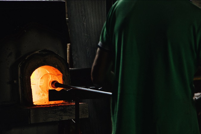 Il turismo industriale non è la ricerca di giganteschi capannoni industriali, ma una lente attraverso la quale leggere guide turistiche, cercare mete per il prossimo viaggio e guardare luoghi e storie.