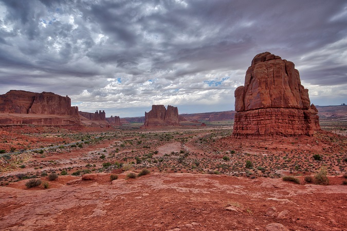 I parchi dell'Ovest sono letteralmente innumerevoli e non comprendono solo i parchi nazionali, ma anche parchi statali e i parchi della Navajo Nation.