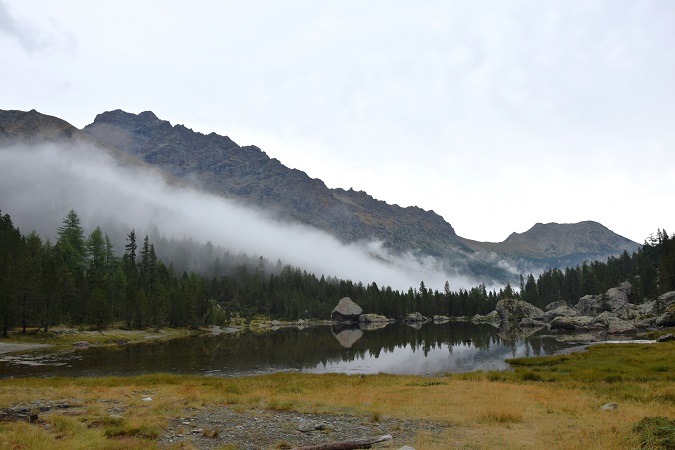 Il lago di Servaz, nel Parco naturale Mont Avic.