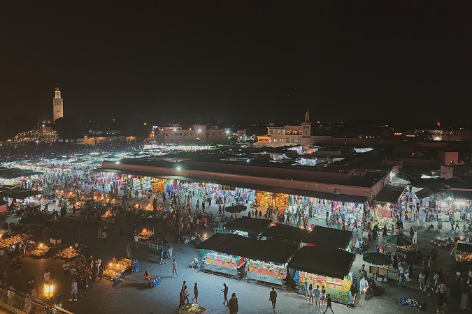 La piazza Jemaa El-Fna è la più grande e la più popolata d'Africa.
