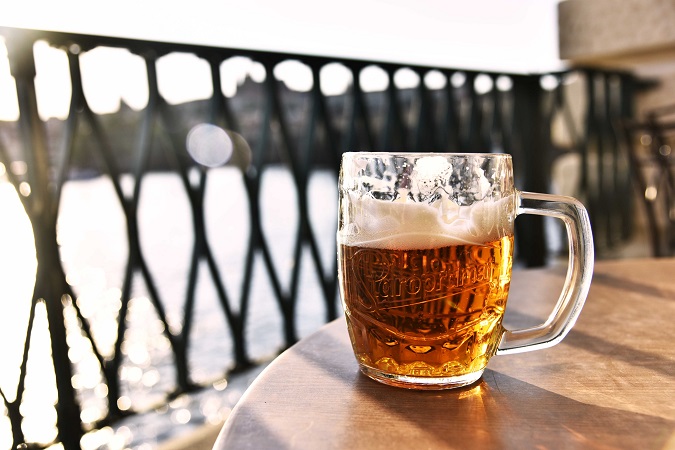 Bere una pivo (birra) a Praga è un'esperienza tutta diversa a quella a cui siamo abituati in Italia.