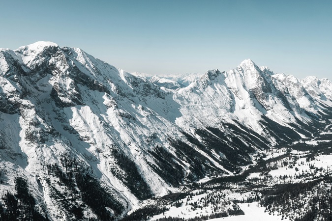Grazie alla combinazione unica di bellezze naturali, cultura, tradizioni e una vasta offerta di attività per ogni stagione il Tirolo è una delle destinazioni alpine più affascinanti d'Europa.