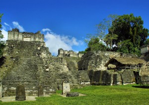 Flores - Tikal (volo) Guatemala City.jpg