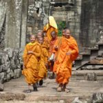 Monaci presso il tempio Angkor Wat