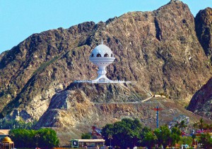 Muscat - Wadi Arbeen - Biman Sinkhole - Wadi Tiwi - Sur - Ras Al Jinz (300 Km).jpg