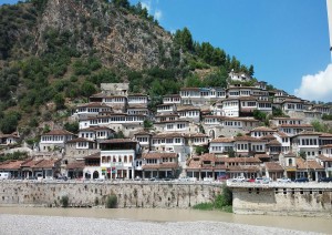 Berat - Tirana (120 Km / 2h).jpg