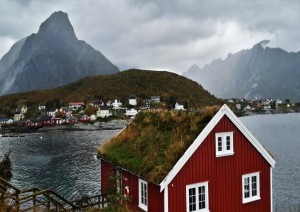 Isole Lofoten (volo) Italia.jpg