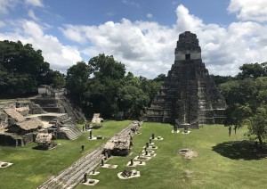 Flores / Escursione A Tikal.jpg