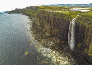 Isola Di Skye: Kyle Of Lochalsh - Portree - Old Man Of Storr - Kilt Rock - Quiraing - Fairy Glen - Skeabost (140 Km / 2h 35min).jpg