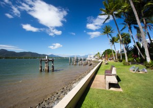 Magnetic Island (traghetto) Townsville - Cairns (350 Km / 4h 15min).jpg