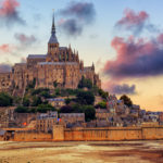 Mont-Saint-Michel con la bassa marea