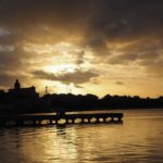 Tramonto a Cagliari con lo sfondo della basilica di Bonaria