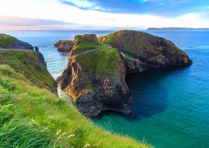 Belfast - Kinbane Head - Carrick-a-rede - Dunseverick - Giant’s Causeway - Bushmills (115 Km / 1h 50min).jpg