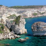 Scogliere nei dintorni di Bonifacio [Foto di veverkolog da Pixabay]