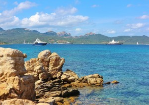 Le Spiagge Della Costa Smeralda E Porto Cervo.jpg