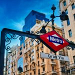 Stazione della metro nella Gran Vía [Photo by Eduardo Rodriguez on Unsplash]