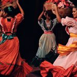 Ballerine di flamenco [Photo by Jennie Clavel on Unsplash]