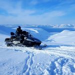 Alle Svalbard il mezzo di trasporto principale è la motoslitta