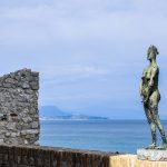Statua al porto