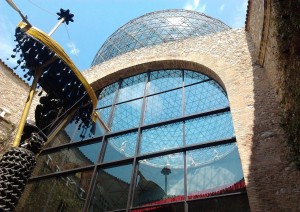 Escursione A Girona, Figueres E Museo Dalí.jpg