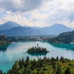 Lago di Bled [Photo by Arnaud STECKLE on Unsplash]
