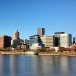 Lo skyline di Portland [Foto di Laura Ramirez da Pixabay]