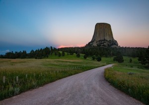 Badlands - Deadwood - Devil’s Tower (280 Km).jpg