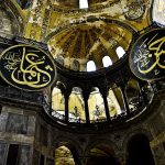 Interno della moschea di Santa Sofia a Istanbul
