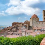 Volterra [Foto di Rudy and Peter Skitterians da Pixabay]