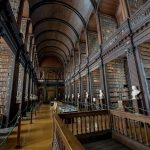 Long Room al Trinity College [foto di Albert van den Boomen da Pixabay]