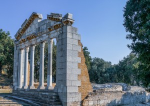Tirana - Ardenica - Apollonia - Valona.jpg