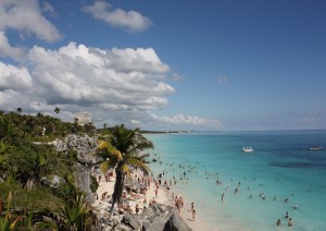 Cancún - Tulum - Chichén Itzá (280 Km).jpg