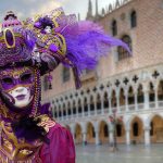 Maschera di Carnevale in piazza San Marco