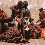 Villaggio tribù Himba [Foto di Alex Strachan da Pixabay]