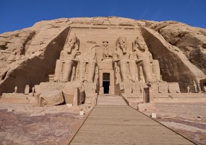 Assuan E Abu Simbel.jpg