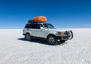 Colchani - Salar De Uyuni - Incahuasi.jpg