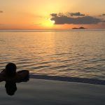 Infinity pool Seychelles [Foto di iMike Stettler su Unsplash]