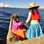 Popolazione locale sul lago Titicaca