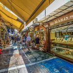 Uno dei mercati di Atene