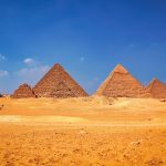 Piramidi di Giza [Foto di Tibor Lezsófi da Pixabay]